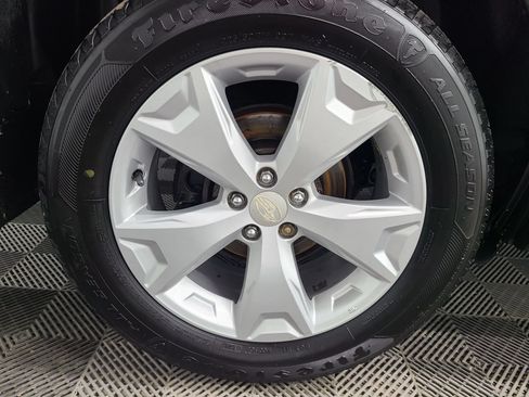 Used 2016 Subaru Forester 2.5i Limited AWD/4WD image 16