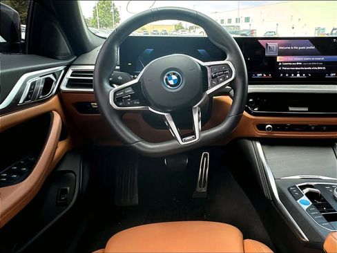 Used 2025 BMW i4 eDrive40 w/ M Sport Package RWD image 11