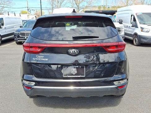 Used 2022 Kia Sportage LX FWD image 8