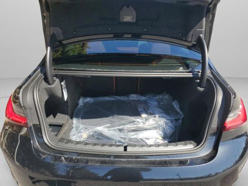 Used 2025 BMW 330i Sedan w/ M Sport Package image 7