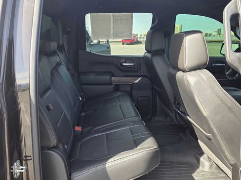 Used 2019 Chevrolet Silverado 1500 High Country w/ Safety Package II AWD/4WD image 12