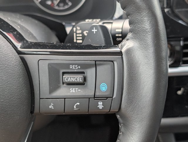 Used 2024 Nissan Pathfinder SL w/ SL Premium Package AWD/4WD image 27