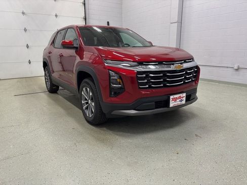 New 2026 Chevrolet Equinox LT w/ Convenience Package II AWD/4WD image 2