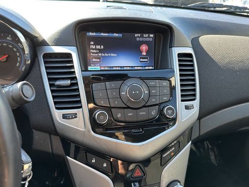 Used 2013 Chevrolet Cruze LT w/ RS Package image 22