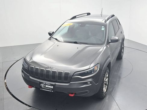 Used 2019 Jeep Cherokee Trailhawk AWD/4WD image 54