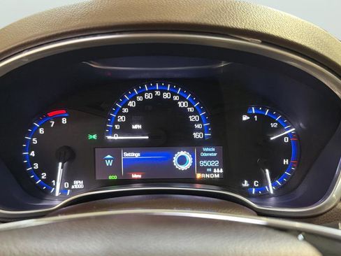 Used 2015 Cadillac SRX Luxury w/ Driver Awareness Package image 29