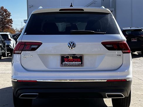 Used 2018 Volkswagen Tiguan SEL image 5