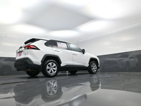 Used 2023 Toyota RAV4 LE image 21