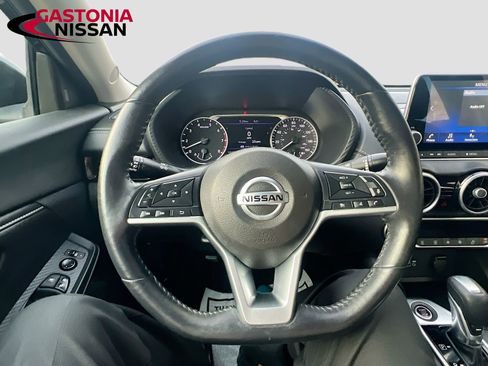 Used 2021 Nissan Sentra SV image 14