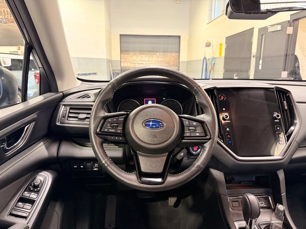 Used 2024 Subaru Ascent Onyx Edition w/ Popular Package Onyx AWD/4WD image 22