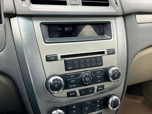 Used 2010 Ford Fusion S image 24