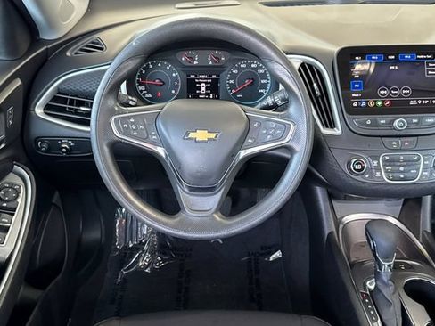 Used 2024 Chevrolet Malibu LT FWD image 16