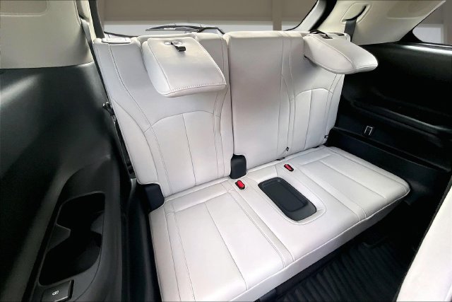 Used 2027 INFINITI QX60 Luxe w/ Cargo Package AWD/4WD image 27
