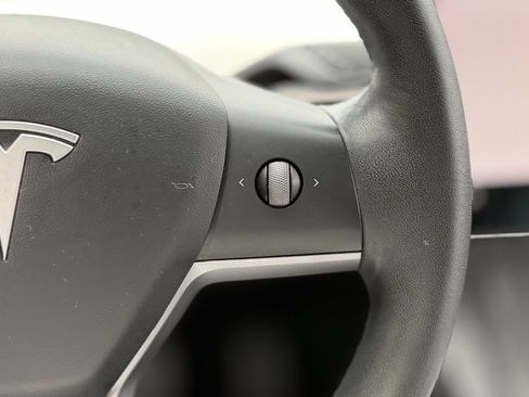 Used 2022 Tesla Model 3 Long Range image 44