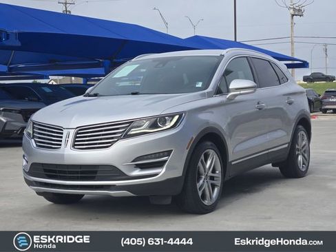 Used 2017 Lincoln MKC Reserve w/ Lincoln MKC Climate Package AWD/4WD image 3