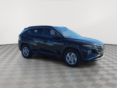 Used 2022 Hyundai Tucson SEL image 2