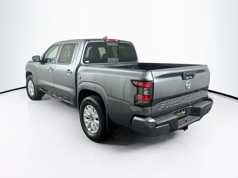 Used 2024 Nissan Frontier SV w/ SV Convenience Package RWD image 5