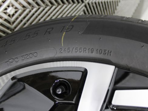 New 2026 Chevrolet Equinox EV LT image 41