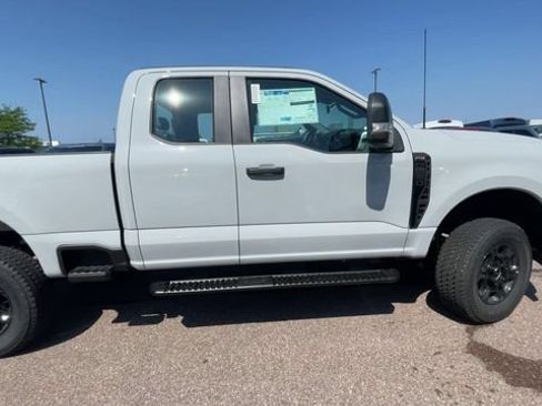 New 2026 Ford F350 XL w/ STX Appearance Package AWD/4WD image 9