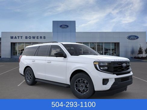 New 2026 Ford Expedition Active RWD image 9