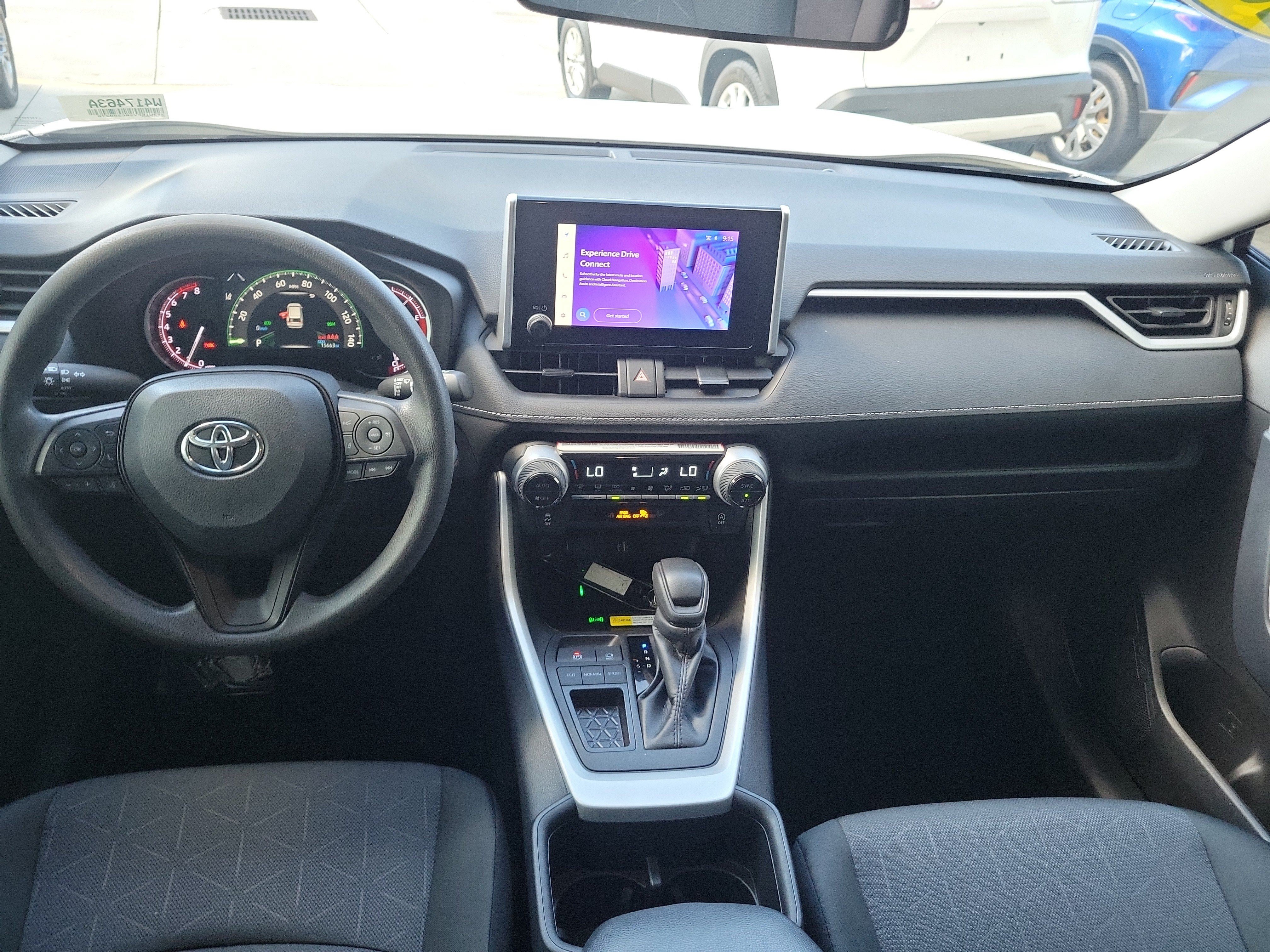 Used 2024 Toyota RAV4 XLE FWD image 16
