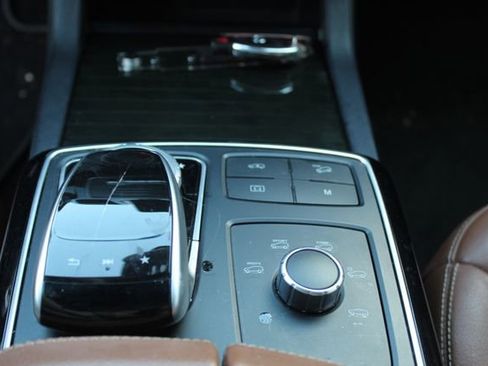 Used 2018 Mercedes-Benz GLS 450 GLS 450 image 16