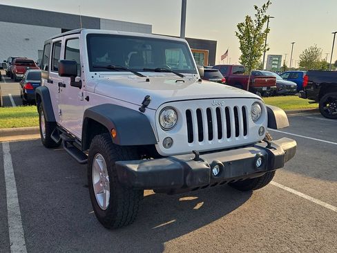 Used 2017 Jeep Wrangler Unlimited Sport w/ Quick Order Package 24S AWD/4WD image 4