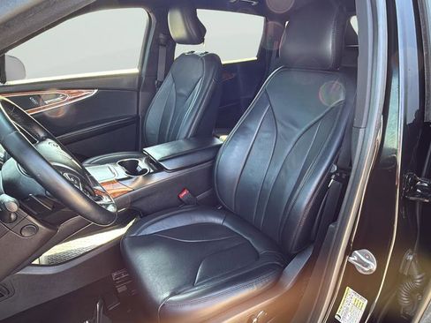 Used 2017 Lincoln MKX Reserve AWD/4WD image 23