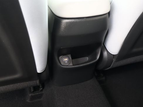 Used 2023 Hyundai Kona SEL w/ Cargo Package image 12