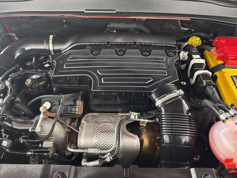 Used 2023 Jeep Renegade Latitude image 32