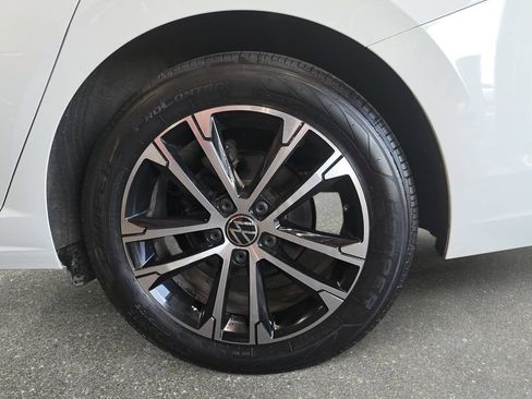 Used 2023 Volkswagen Jetta Sport FWD image 30