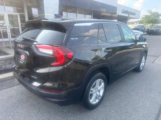 Used 2024 GMC Terrain SLE AWD/4WD image 7