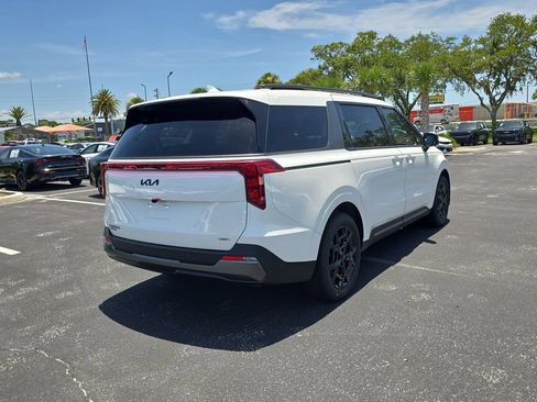 New 2026 Kia Carnival SX w/ SX Dark Edition Package FWD image 8