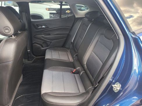 Used 2024 Chevrolet Trax LT w/ Driver Confidence Package FWD image 9