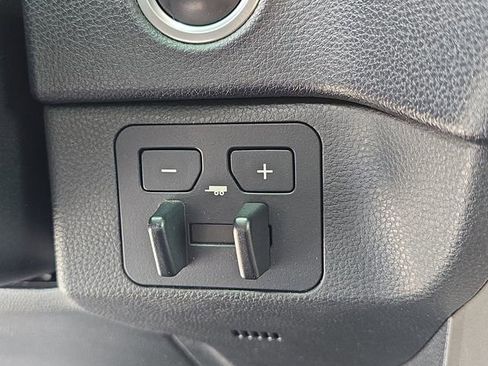 Used 2023 Toyota Tundra SR5 w/ SR5 Premium Package image 26