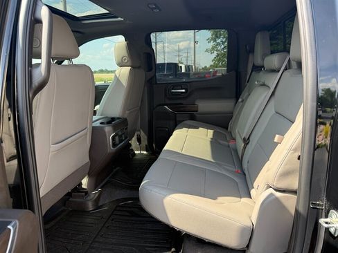 Used 2019 GMC Sierra 1500 SLT w/ SLT Premium Plus Package AWD/4WD image 11