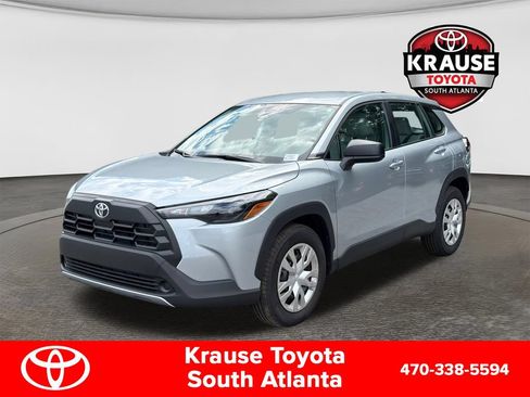 Used 2026 Toyota Corolla Cross L FWD image 3