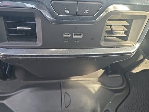Used 2022 GMC Sierra 1500 Denali image 10