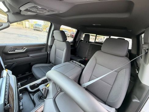 New 2026 Chevrolet Silverado 1500 LT Trail Boss w/ Safety Package image 3