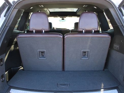 Used 2022 Cadillac XT6 Premium Luxury w/ Technology Package image 14