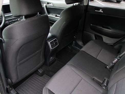 Used 2020 Kia Sportage LX w/ LX Popular Package image 24