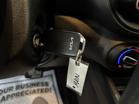 Used 2022 Kia Soul LX w/ Technology Package FWD image 18