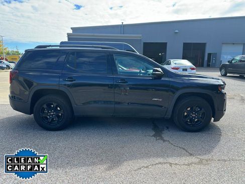 Used 2021 GMC Acadia AT4 image 2