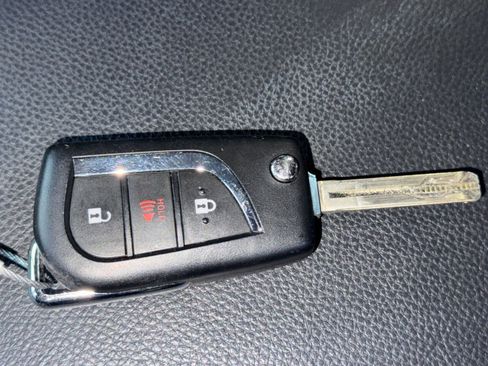 Used 2025 Toyota RAV4 LE image 22