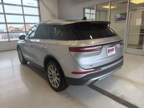 Used 2020 Lincoln Corsair AWD w/ Premium Package image 7