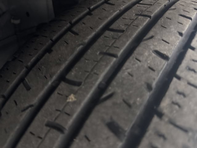 Used 2023 Chevrolet Traverse LT FWD image 31