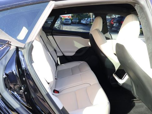 Used 2023 Tesla Model S Plaid image 42