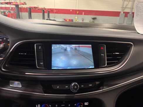 Used 2018 Buick Enclave Essence w/ Trailering Package FWD image 29