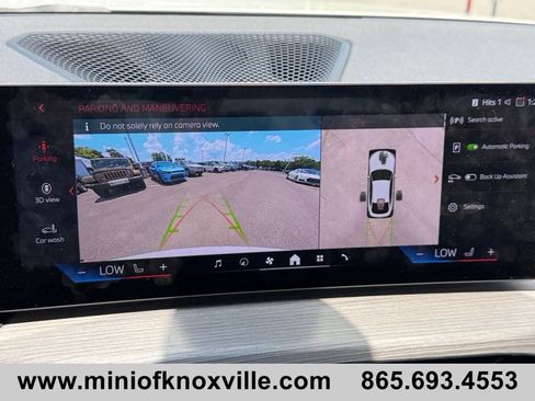 Used 2025 BMW i4 eDrive40 w/ Parking Assistance Package RWD image 27