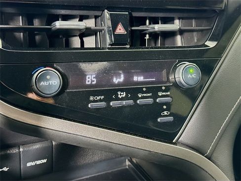 Certified 2021 Toyota Camry SE image 15